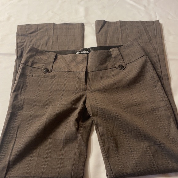 Stoosh Brown Plaid Slacks Size 5 - Picture 2 of 7